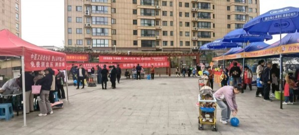 “从心出发 暖心为您”驰鼎物业湖畔华庭项目暖心便民服务活动回顾！